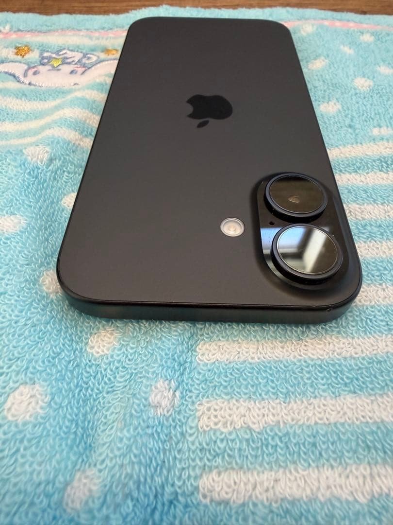 Apple iPhone 16 ブラック 本体　ジャンク